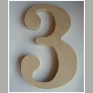 "3" dřevěné domovní číslo v.18 cm