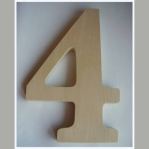 "4" dřevěné domovní číslo v.18 cm